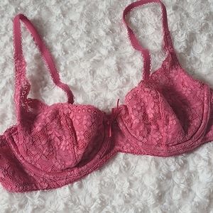 Coral lace GAP bra - size 36B